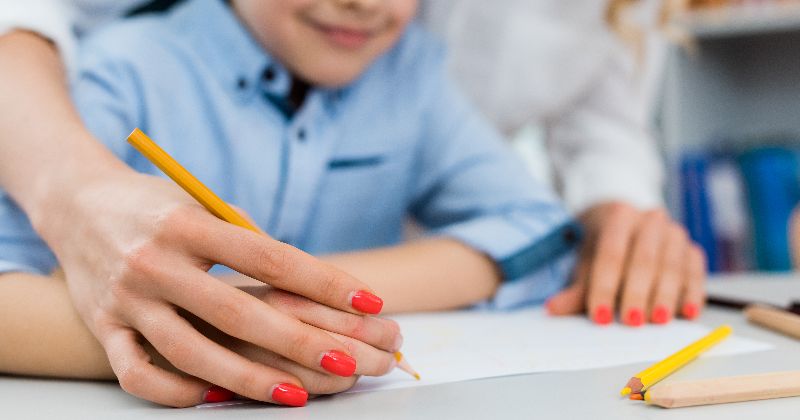 Come insegnare a scrivere ai bambini​